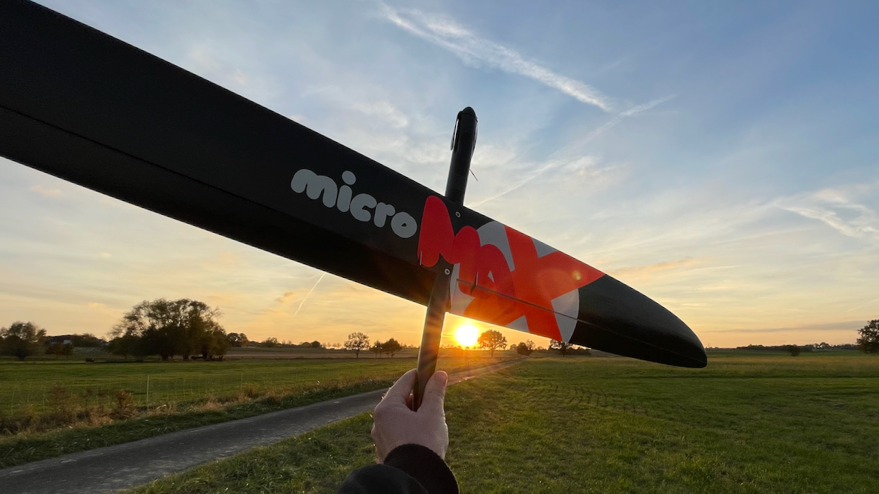 microMAX Electra (mM -EEE) [ARF/RTF] 17