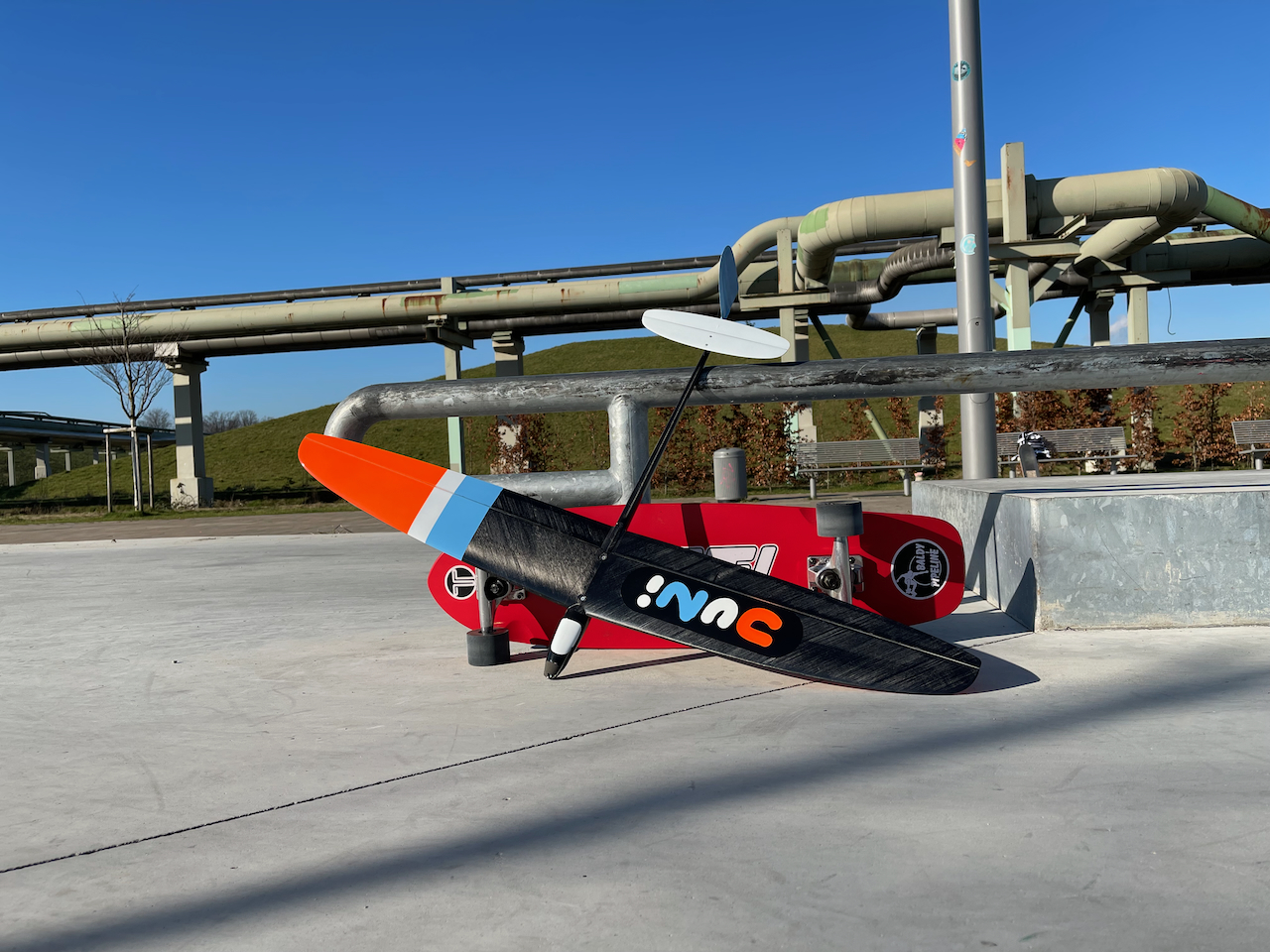 JUNI EEE 2PW [ARF/RTF] 3