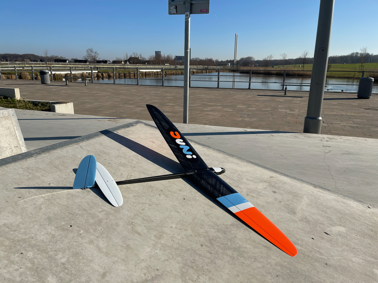 JUNI EEE 2PW [ARF/RTF] 20