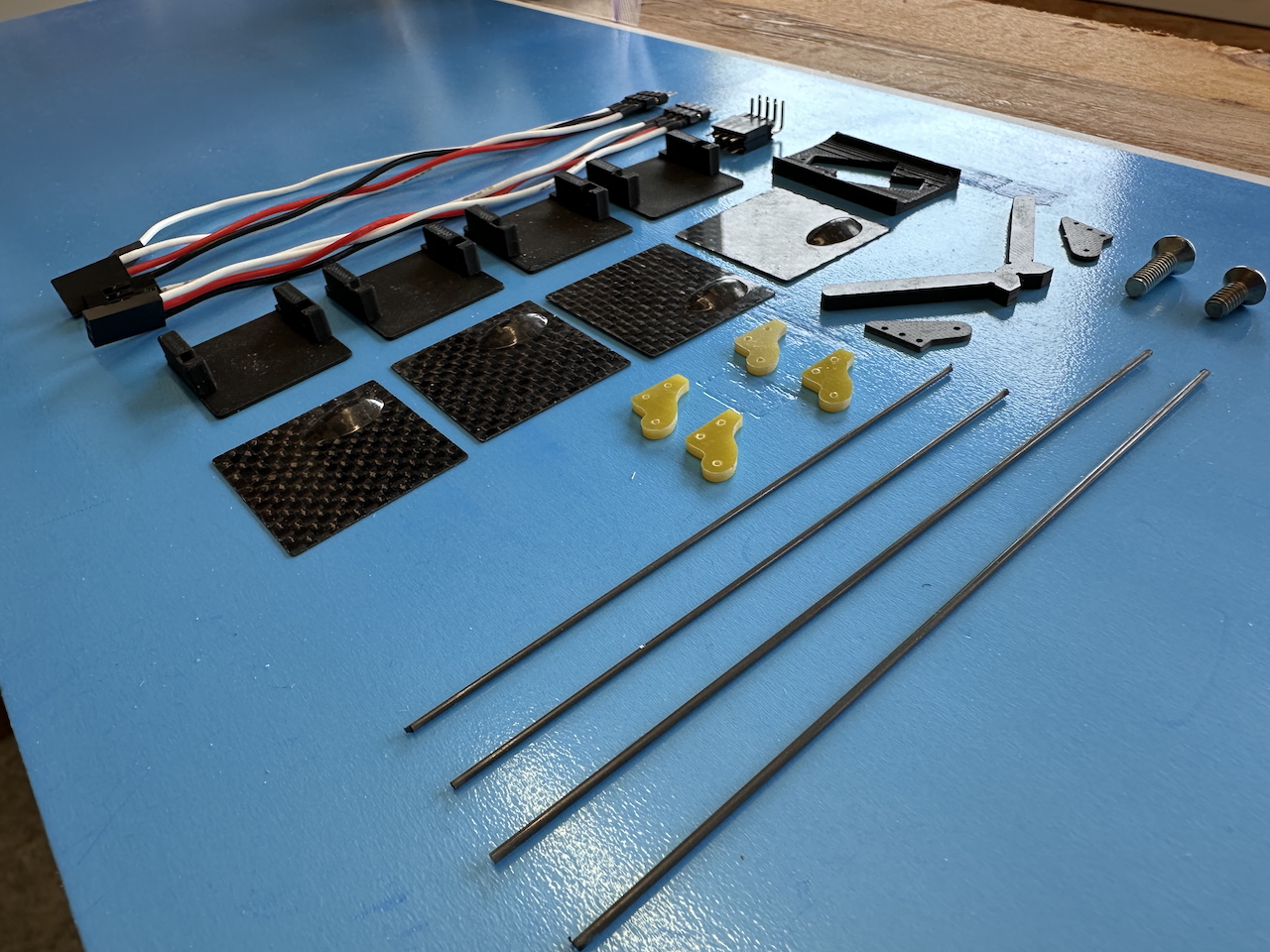 microMAX V2 - 4 Flap - [ARF/RTF] 22