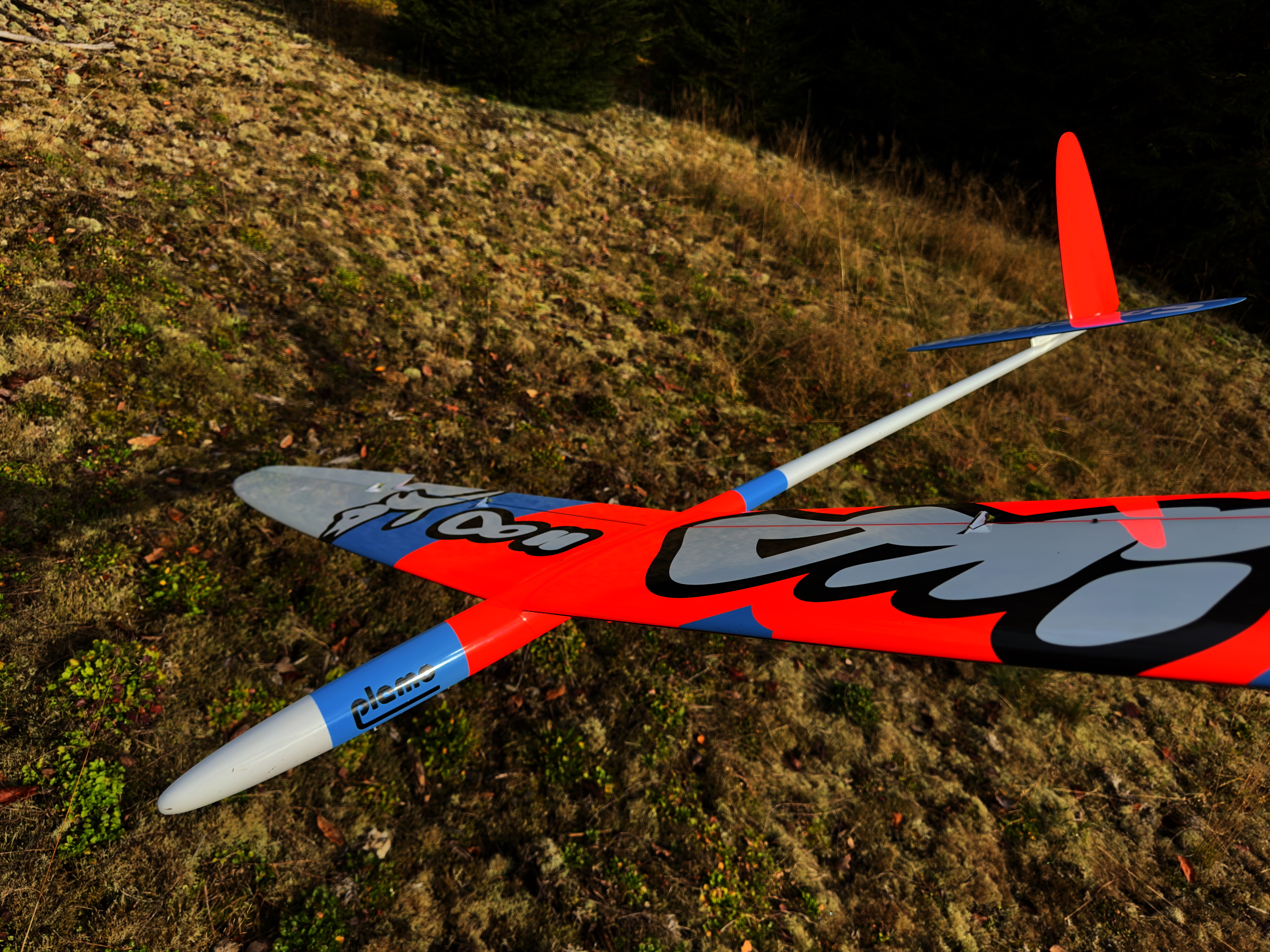 MIKA 28 [super ARF u. RTF] 68